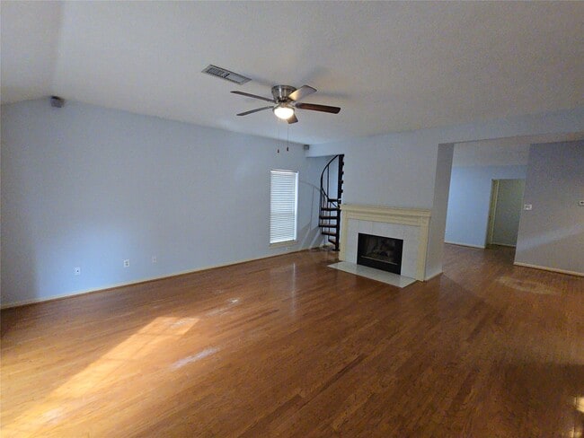 property at 46 Sweetdream Pl