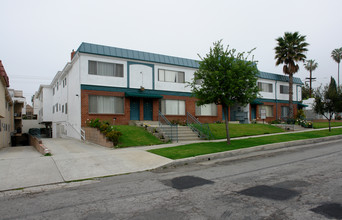 Thompson Apartments in Glendale, CA - Building Photo - Building Photo