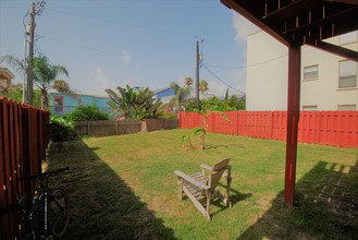 127 E Cora Lee Dr in South Padre Island, TX - Building Photo - Other