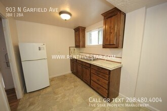 903 N Garfield Ave in Pocatello, ID - Building Photo - Building Photo