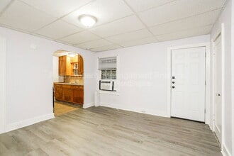 117 6th Ave N in Texas City, TX - Building Photo - Building Photo