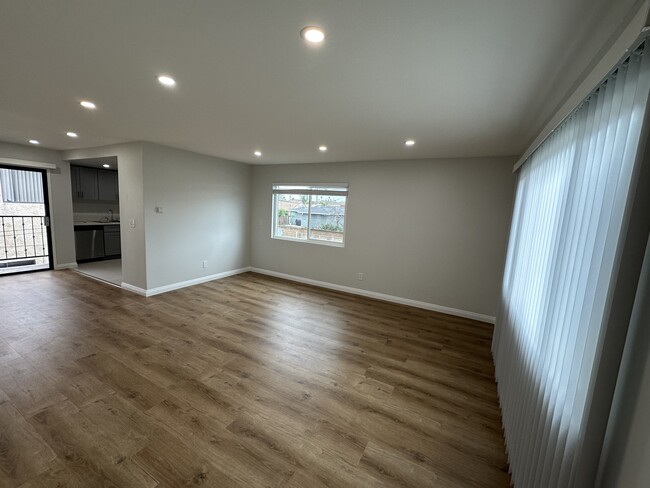 1511 257th St, Unit 4