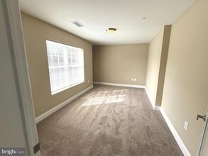 1015 Andrew Dr in West Chester, PA - Building Photo - Building Photo