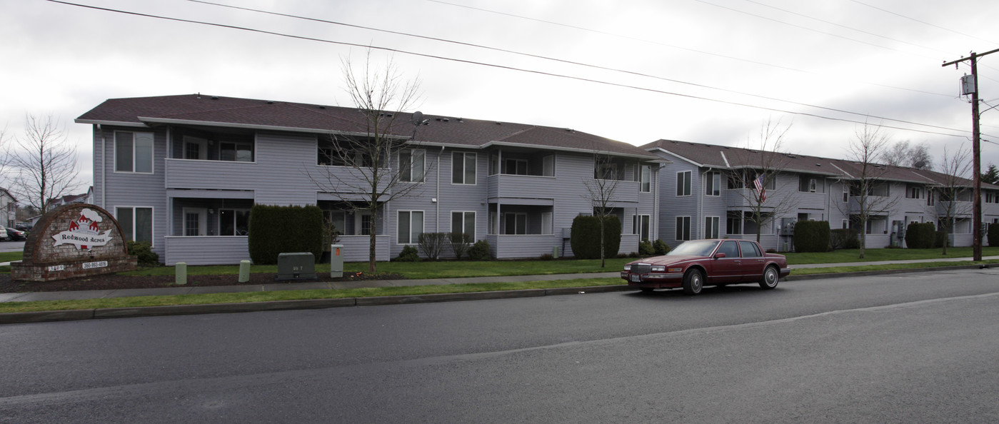 Redwood Acres in Vancouver, WA - Building Photo