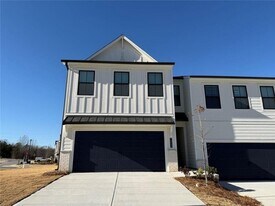 7253 Mulberry Trace Ln in Flowery Branch, GA - Building Photo