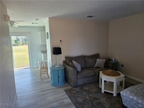 2024 Steamboat Cir in La Belle, FL - Building Photo - Building Photo