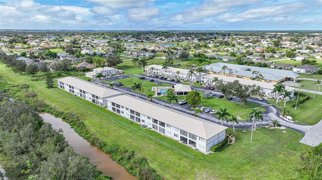 26485 Rampart Blvd in Punta Gorda, FL - Foto de edificio - Building Photo