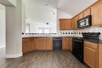 10527 Friars Hill photo'