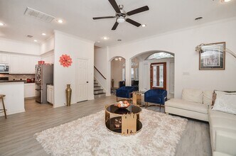 13511 Brookbluff Ln in Houston, TX - Building Photo - Building Photo