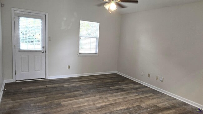 310 Orchard Way in Warner Robins, GA - Building Photo - Building Photo