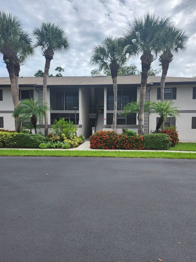 property at 1515 Forrest Nelson Blvd