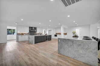 3630 Tobias Ln in Las Vegas, NV - Building Photo - Building Photo