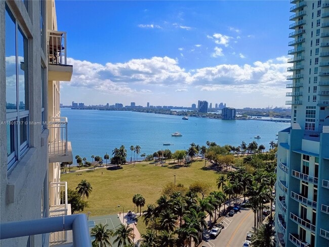property at 2000 N Bayshore Dr