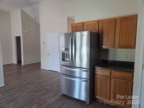 924 Harbour View Cove NE in Kannapolis, NC - Building Photo - Building Photo