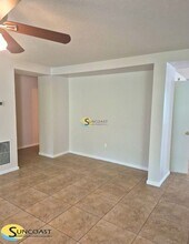 2375 Rusty Lakes Ln in Jacksonville, FL - Building Photo - Building Photo