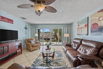 96 Aqua Ra Dr in Jensen Beach, FL - Building Photo - Building Photo