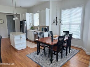 8505 Emerald Dunes Rd in Wilmington, NC - Building Photo - Building Photo