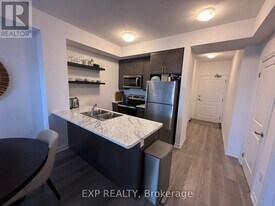 460 Dundas St E in Hamilton, ON - Building Photo