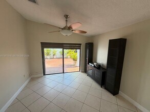 8886 SW 6th St in Miami, FL - Building Photo - Building Photo