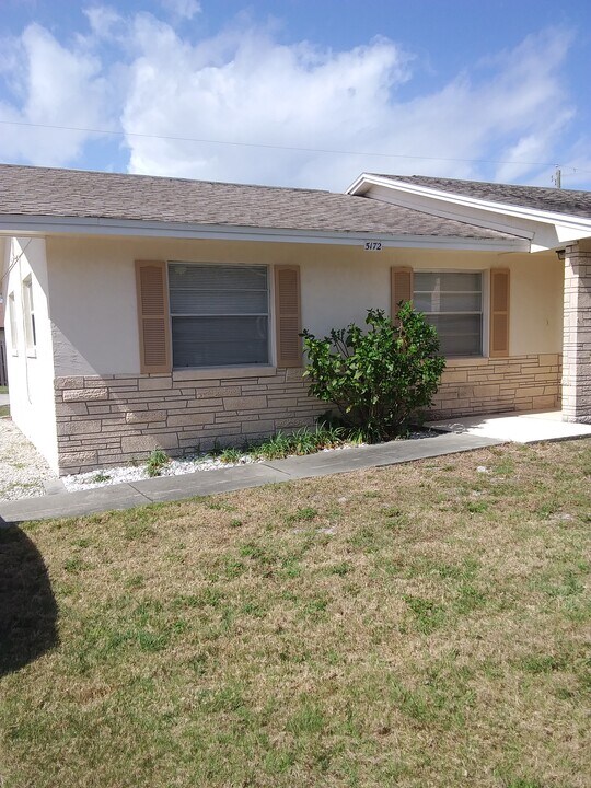 5172 Taylor Ave, Unit 5172 Taylor Ave in Port Orange, FL - Building Photo