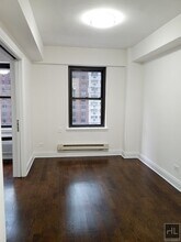 EAST 57 STREET in New York, NY - Foto de edificio - Building Photo