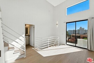 1826 Overland Ave in Los Angeles, CA - Building Photo - Building Photo