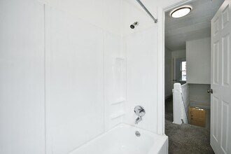 514 Franklin St in East Pittsburgh, PA - Building Photo - Building Photo