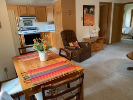 150 Flathead Lodge Rd in Bigfork, MT - Building Photo