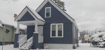 4666 N 38th St in Milwaukee, WI - Building Photo