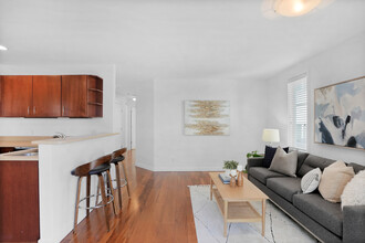 1131 N 93rd St, Unit 3 in Seattle, WA - Building Photo - Building Photo