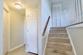 3631 S Kemper Rd in Arlington, VA - Building Photo - Building Photo