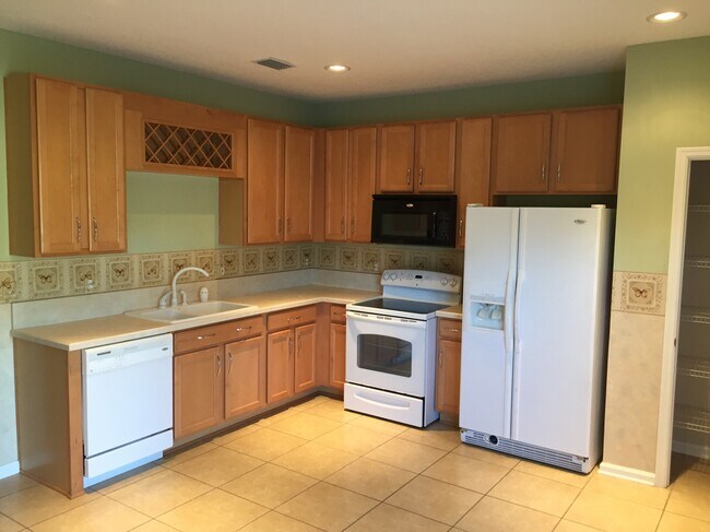 6813 Misty View Dr in Jacksonville, FL - Building Photo - Building Photo