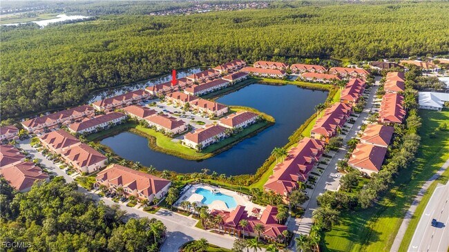 10198 Via Colomba Circle in Ft. Myers, FL - Building Photo - Building Photo