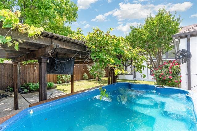 property at 5616 Ventana Trail