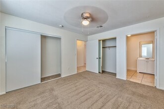 6983 Appleton Dr in Las Vegas, NV - Building Photo - Building Photo