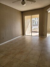 5003 Sunridge Palms Dr in Tampa, FL - Building Photo - Building Photo