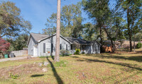 4222 Fred George Rd in Tallahassee, FL - Foto de edificio - Building Photo