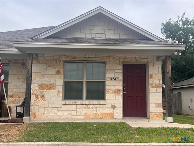 property at 1247 Honor Ln