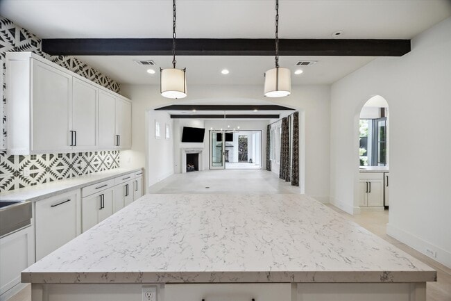 property at 3214 Westheimer Rd