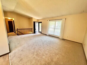 Beautiful 4 Bed, 2 Bath House in South Fort Collins! Avail. June 10th! in Fort Collins, CO - Building Photo - Building Photo