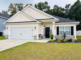 713 Greenwich Pl in Richlands, NC - Building Photo