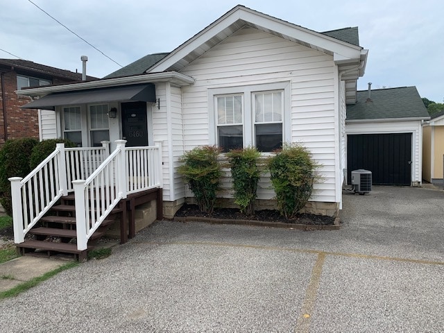 6460 Farmdale Rd in Barboursville, WV - Building Photo