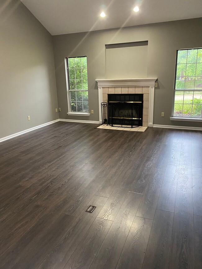 property at 2804 Skylark Dr
