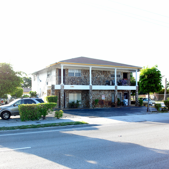 1100 NW 31st Ave in Fort Lauderdale, FL - Building Photo