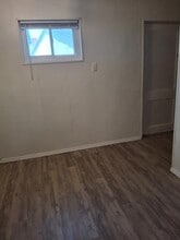 210 Conger Ave in Carmi, IL - Building Photo - Building Photo