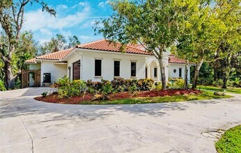 4583 Baycedar Ln in Sarasota, FL - Building Photo - Building Photo