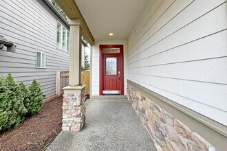 1024 167th Pl SW in Lynnwood, WA - Building Photo - Building Photo