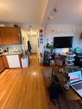 1054 Cambridge St, Unit 1054-3R in Cambridge, MA - Building Photo - Building Photo