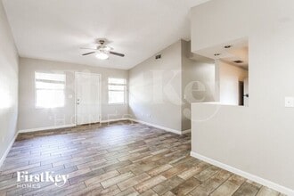 6522 Dorchester Rd in Lakeland, FL - Building Photo - Building Photo