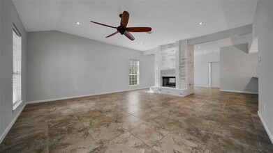 91 W Indian Sage Cir in Spring, TX - Building Photo - Building Photo